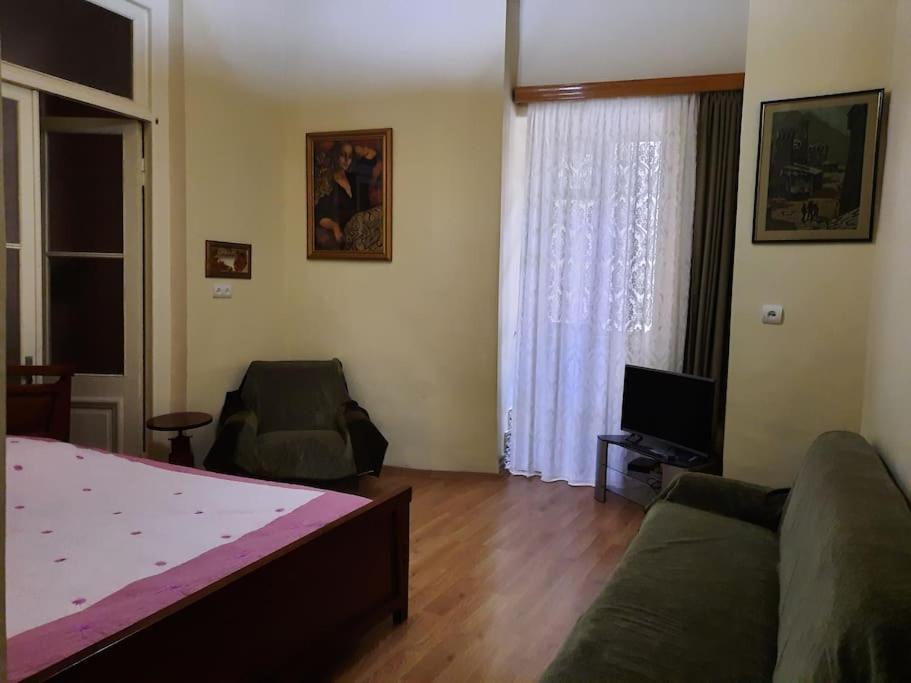 Apartment Nataly Apartament-old Center *